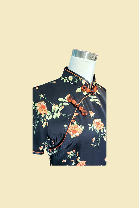 黑底康乃馨旗袍  Carnation cheongsam Qipao B-018