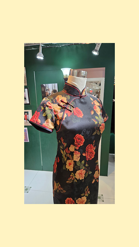 黑底玫瑰長旗袍 Long black qipao with red rose pattern P-030A